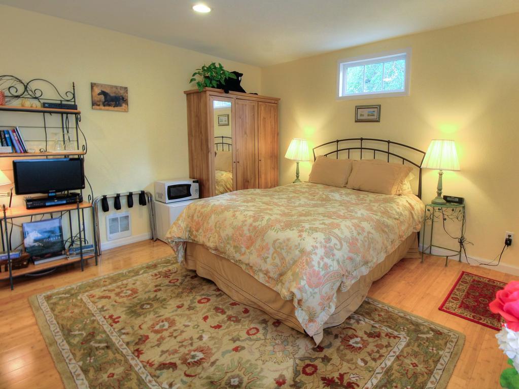 Argyle House Bed And Breakfast Friday Harbor Room photo