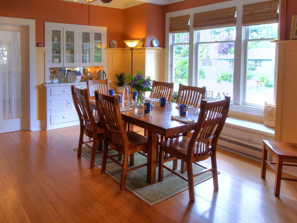 Argyle House Bed And Breakfast Friday Harbor Exterior photo